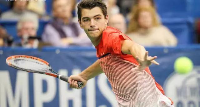 詹姆斯在湖 詹姆斯在湖